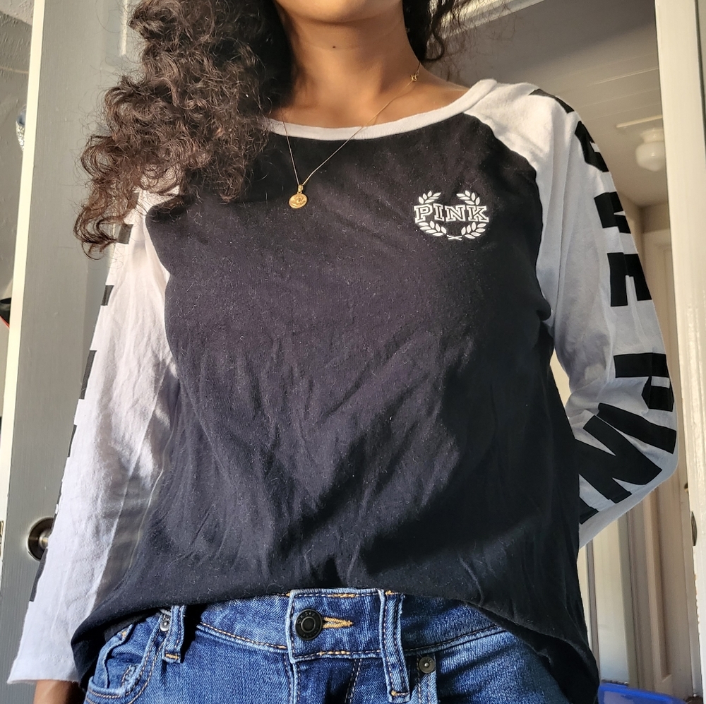 🎒🩵PINK baseball tee